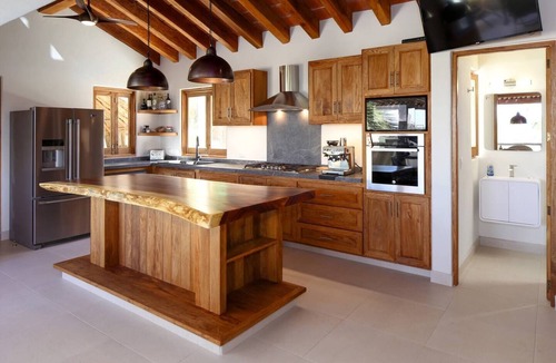 North End Apartment | "Palma del Rey" (King Palm) 2 Bed/2.5 Bath