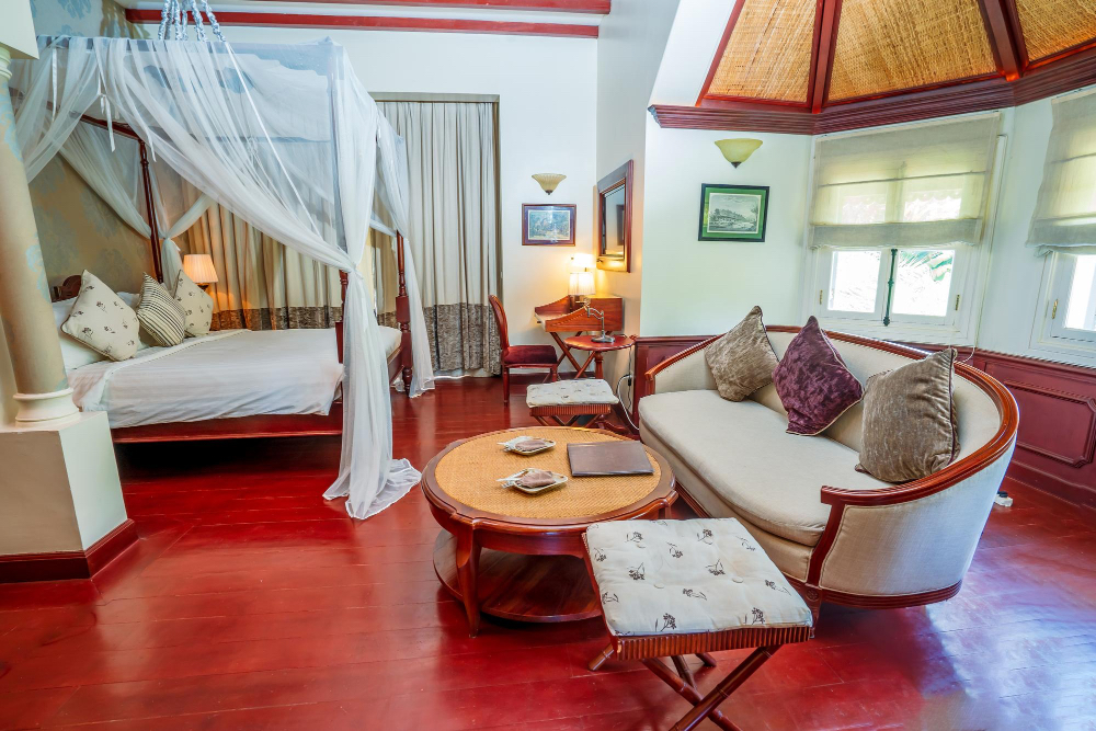 Amapas Condo | Panoramic Views of the Ocean, Huge Terrace, Minutes to Beach & Restaurants!