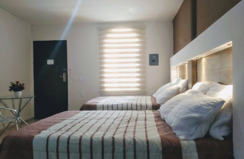 Zona Centro Apartment | PARADISE HOUSE Room "Micos"