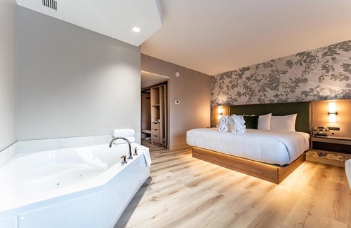 Saskatoon Downtown Hotel | Park Town Hotel