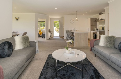 Pauanui House | Pauanui Pines - Pauanui Holiday Home