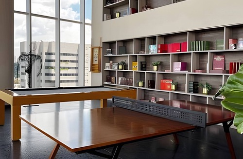 Financial District House | Pavilion 17H by Del Mar