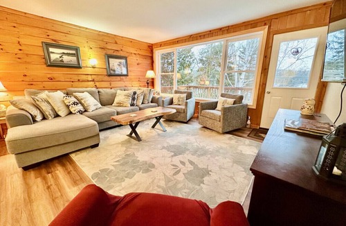 Dunchurch Cottage | Peaceful Cottage Retreat ~ 4 Season - Fantastic View