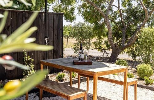 Havelock North Apartment | Peaceful Escape Close to Town - The Sanctuary Studio