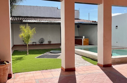 San Isidro Mazatepec House | Peaceful Getaway with Heated Pool and Private Studio Near GDL with WiFi, AC