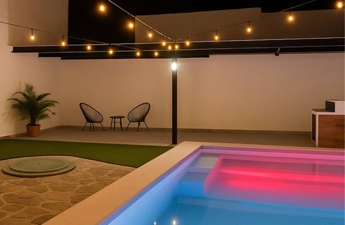 San Isidro Mazatepec House | Peaceful Getaway with Heated Pool and Private Studio Near GDL with WiFi, AC