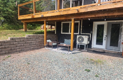 Amherst Apartment | Peaceful Studio Stay w/Hot Tub - sleeps 4