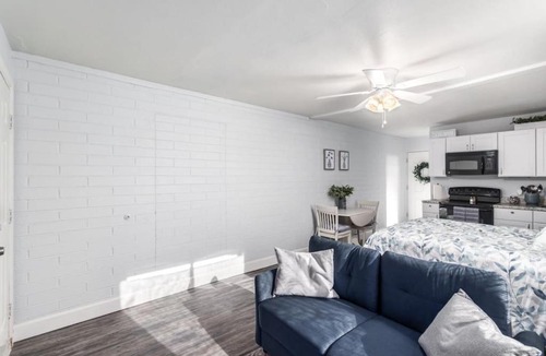 Tempe Apartment | Peaceful Studio in Tempe with Parking and Huge Backyard
