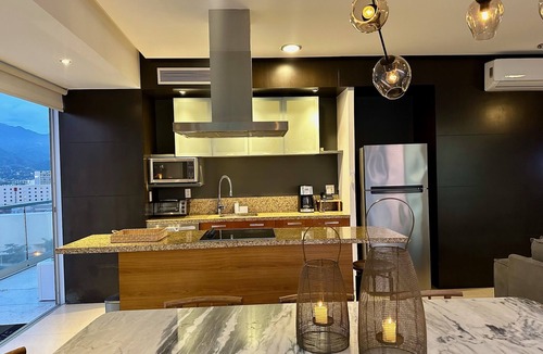 South Hotel Zone Apartment | Peninsula 2BR/2BA Pools&beach