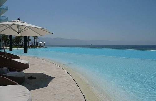 North Hotel Zone Condo | Peninsula Vallarta-Luxurious/Huge Oceanfront Condo w/Spectacular View