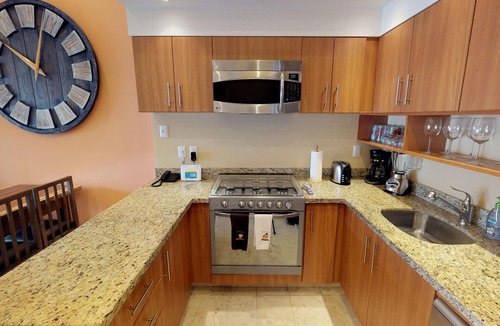 Emiliano Zapata Condo | Penthouse in Rivera Molino One Block from the Beach 3BD Penthouse for rent in Ol