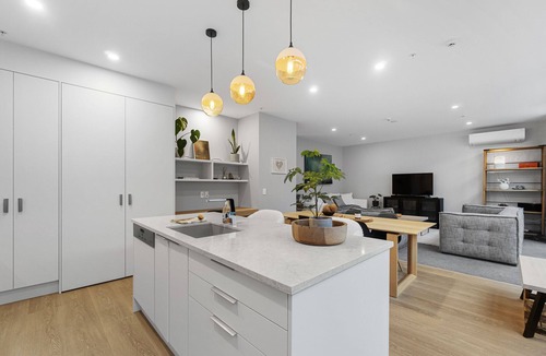 Cambridge House | Penthouse Prestige - Cambridge Holiday Apartment