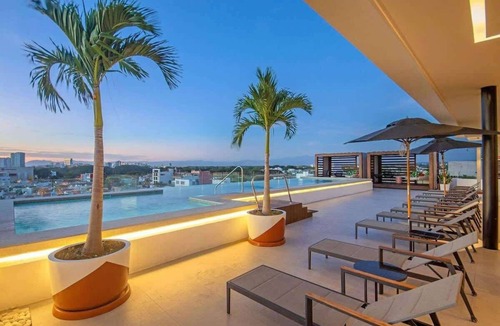 Diaz Ordaz Apartment | Penthouse Rooftop Condo, Pool, BBQ, Amazing Views!