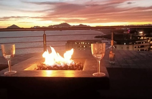 Ampliacion Juarez Condo | Penthouse with Million Dollar Los Cabos Arch Views.