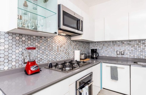 Emiliano Zapata Apartment | Perfect, freshly decorated one bedroom Loft 268!