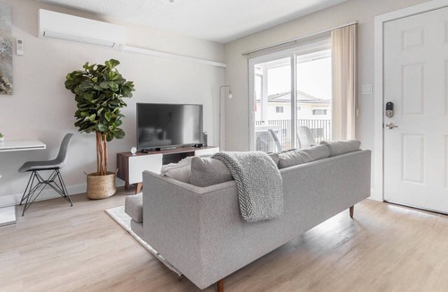 Torrance Apartment | Pet-Friendly 3BR Apartment in Sunny Torrance