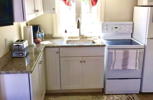 Boothbay Harbor Apartment | Pet Friendly-Steps from All-Harbor View Apt Heart of Boothbay Harbor's Downtown.