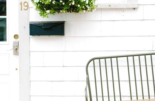 Boothbay Harbor Apartment | Pet Friendly-Steps from All-Harbor View Apt Heart of Boothbay Harbor's Downtown.