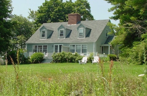 York House | Picturesque Waterfront Setting in York Harbor, Maine