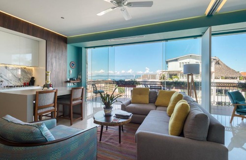 Romantic Zone Apartment | Pier 502 Best Rooftop Romantic Zone Ocean View