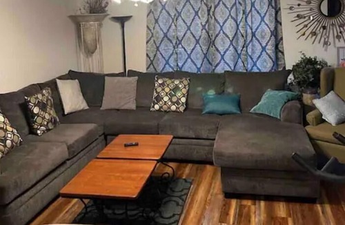Radcliff Apartment | Pioneer House