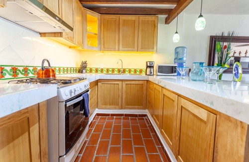Amapas Condo | Playa Bonita Casa de Risa located on Los Muerto Beach 2BD Condo for rent in Los