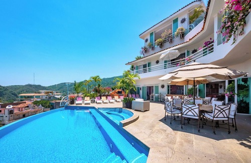 Alta Vista Villa | Please Inquire Before Booking – Luxury Villa