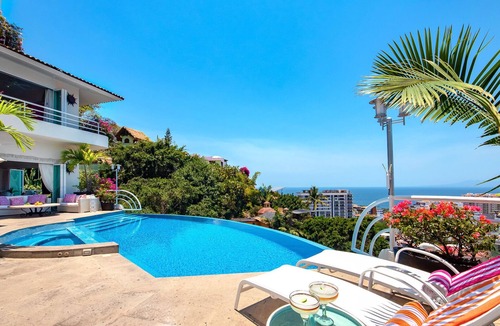 Alta Vista Villa | Please Inquire Before Booking – Luxury Villa