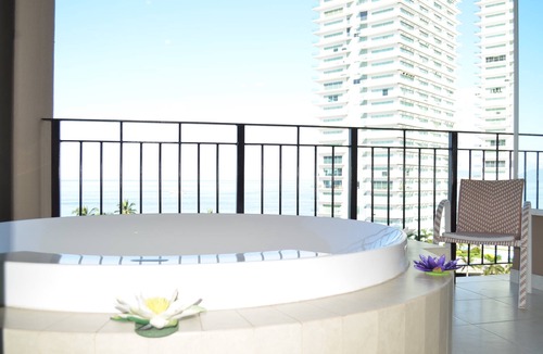 Puerto Vallarta Condo | Polly's Condo. Not your typical Condo Rental