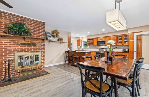 Harwood House | Pool & Yard Retreat | 4BR | 20 Min to Annapolis