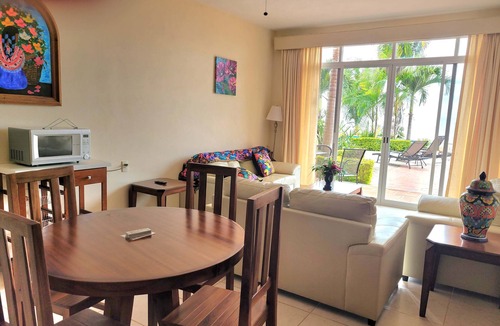 Chacala Condo | Poolside Paradise! 1 bedroom Ocean View Condo #107