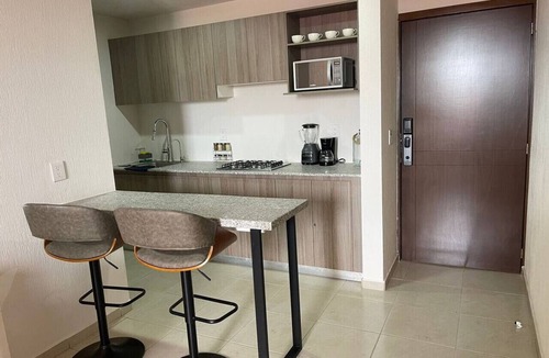 Guadalajara Municipality Apartment | Practical and Well Located Apartment, Close to the Stadium