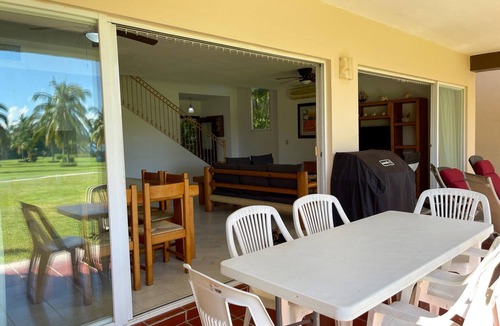 La Puntilla Villa | Preciosa Villa con Acceso a Playa y Albercas