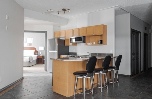 Fort McMurray Hotel | Premier Residences