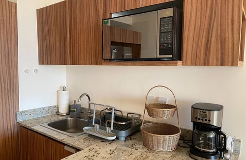 Boca del Rio Apartment | Premium 2-BED/2-BTHR Aprt with AC, WiFi, 3 pools, in fabulous Playas del Conchal