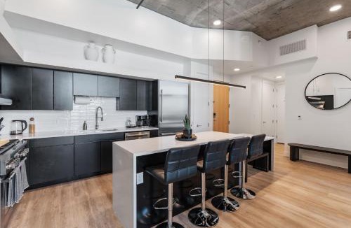 Rio Grande Apartment | Premium SLC Luxury- Penthouse VIEWS - Top Amenities