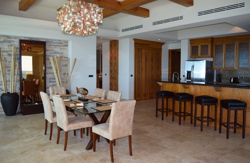 Las Conchas Condo | PRIVACY IN PARADISE with FOREVER VIEWS at the end of LAS CONCHAS