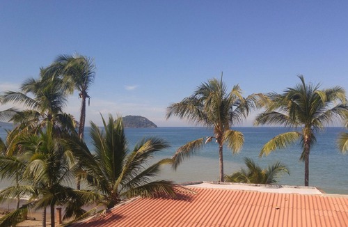 Lo de Marcos Apartment | Privacy with sea breezes and beach side views