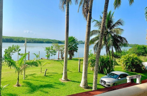 Tecolutla Apartment | Private studio 5 minutes from the beach by car, facing the river, pet friendly