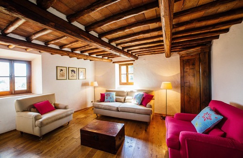 Greve in Chianti House | Private Chianti Estate - 5BR · Pool · Vineyard - Pizza Terrace - 10 Guests