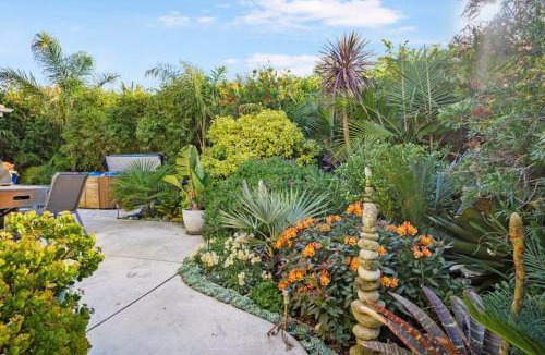 Coastlands House | Private Coastal Sanctuary - 50m from Stunning Beach!