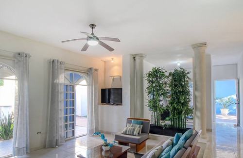 Montecarlo House | Private Escape with Private Pool, Patio, Grill, Enclosed Yard, & WiFi - Dogs OK
