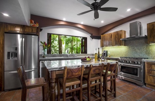 South Shore Hotel Area Villa | Private Gated Security Amazing Views Access to White Beaches 5BR Rate below