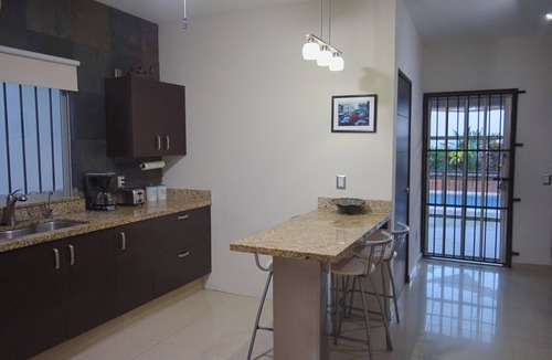 Zona Dorada House | Private house, pool, bbq and jacuzzi!