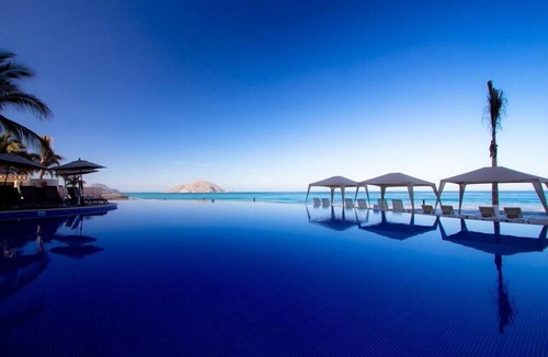 Marina Mazatlan Hotel | Private Junior Suite with Pool for Romantic Getaway