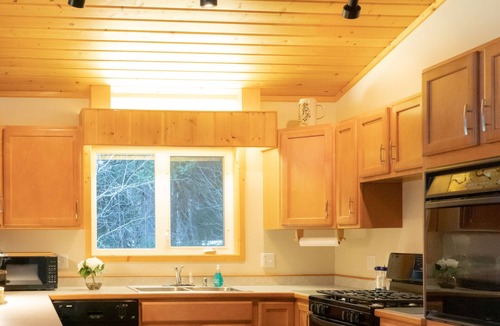 Primrose House | Private lakefront home on gorgeous Kenai Lake!
