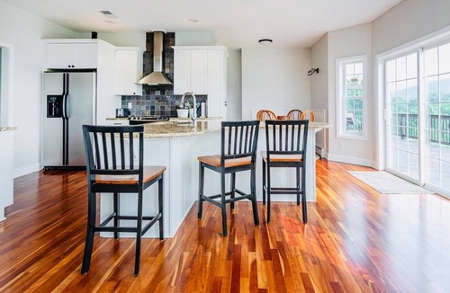 Sherman House | Private, Modern Farm Estate Near Candlewood Lake - Seeking Sept-May '24 Renter