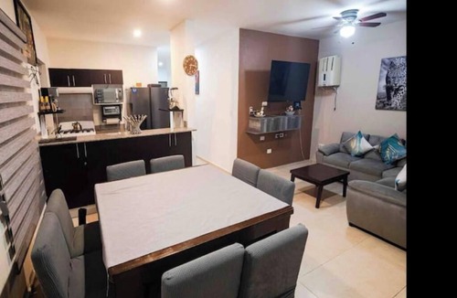 Merida Municipality House | Private pool-1 single floor for 6-7 24h security