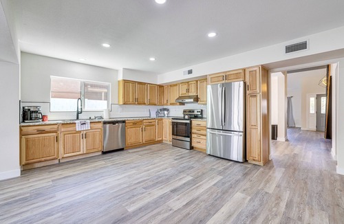 The Lakes House | Private Pool & Patio: Spacious Tempe Retreat