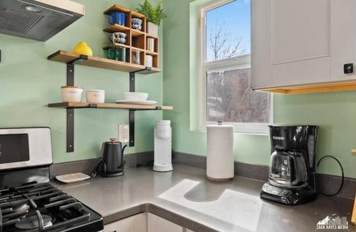 North Star House | Private, Spacious 5 Bedroom House